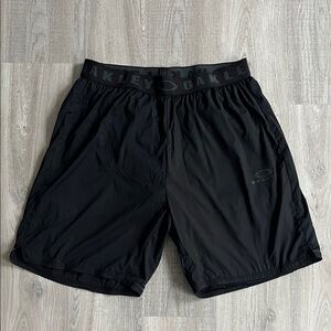 Oakley Men's Athletic Black Training Running Shorts
